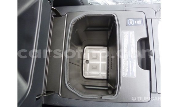 اشتري Imported Lexus LX White سيارة في Import - Dubai في Maseru اشتري Imported Lexus LX White سيارة في Import - Dubai في Maseru