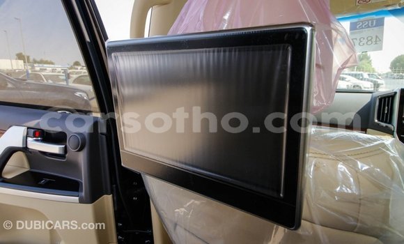 Sayi Imported Toyota Land Cruiser Black Mota in Import - Dubai a Maseru Sayi Imported Toyota Land Cruiser Black Mota in Import - Dubai a Maseru