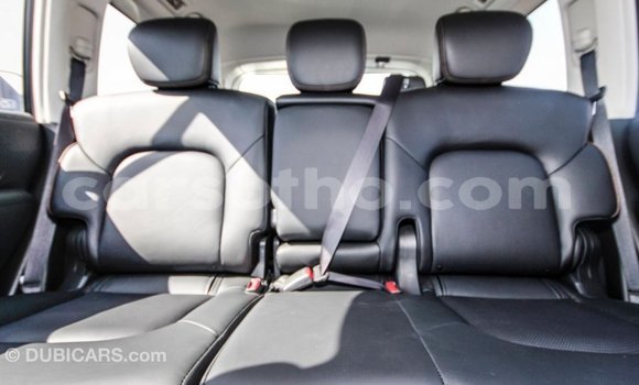 Sayi Imported Nissan Patrol Black Mota in Import - Dubai a Maseru Sayi Imported Nissan Patrol Black Mota in Import - Dubai a Maseru