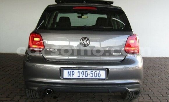 Acheter Occasion Voiture Volkswagen Polo Gris à Butha–Buthe, Thaba-Tseka Acheter Occasion Voiture Volkswagen Polo Gris à Butha–Buthe, Thaba-Tseka