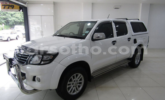 اشتري مستعمل Toyota Hilux White سيارة في Maputsoe في Leribe اشتري مستعمل Toyota Hilux White سيارة في Maputsoe في Leribe