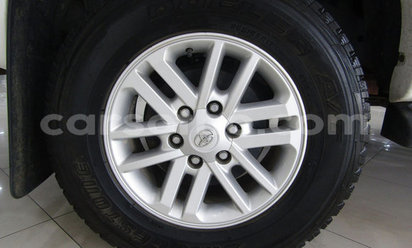 اشتري مستعمل Toyota Hilux White سيارة في Maputsoe في Leribe اشتري مستعمل Toyota Hilux White سيارة في Maputsoe في Leribe