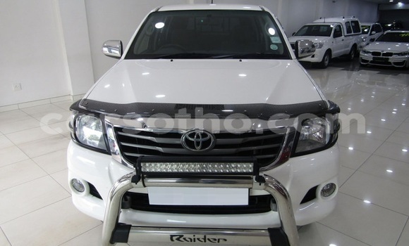 اشتري مستعمل Toyota Hilux White سيارة في Maputsoe في Leribe اشتري مستعمل Toyota Hilux White سيارة في Maputsoe في Leribe