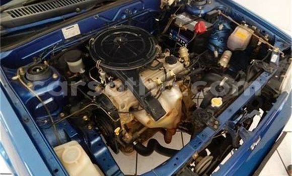 Acheter Occasion Voiture Mazda 323 Bleu à Maseru, Maseru Acheter Occasion Voiture Mazda 323 Bleu à Maseru, Maseru