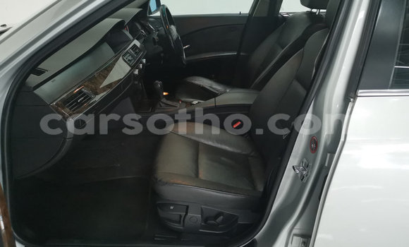 Acheter Occasion Voiture BMW 5–Series Gris à Maseru, Maseru Acheter Occasion Voiture BMW 5–Series Gris à Maseru, Maseru