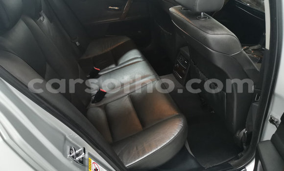 Acheter Occasion Voiture BMW 5–Series Gris à Maseru, Maseru Acheter Occasion Voiture BMW 5–Series Gris à Maseru, Maseru
