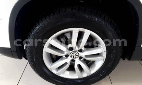Acheter Occasion Voiture Volkswagen Tiguan Blanc à Hlotse, Leribe Acheter Occasion Voiture Volkswagen Tiguan Blanc à Hlotse, Leribe