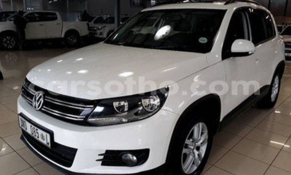 Acheter Occasion Voiture Volkswagen Tiguan Blanc à Hlotse, Leribe Acheter Occasion Voiture Volkswagen Tiguan Blanc à Hlotse, Leribe