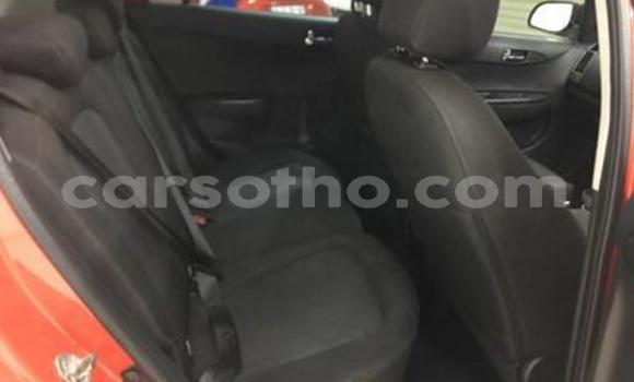 Sayi Na hannu Hyundai i20 Red Mota in Hlotse a Leribe Sayi Na hannu Hyundai i20 Red Mota in Hlotse a Leribe