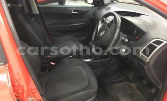 Sayi Na hannu Hyundai i20 Red Mota in Hlotse a Leribe Sayi Na hannu Hyundai i20 Red Mota in Hlotse a Leribe