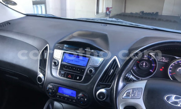 Acheter Occasion Voiture Hyundai ix35 Bleu à Hlotse, Leribe Acheter Occasion Voiture Hyundai ix35 Bleu à Hlotse, Leribe