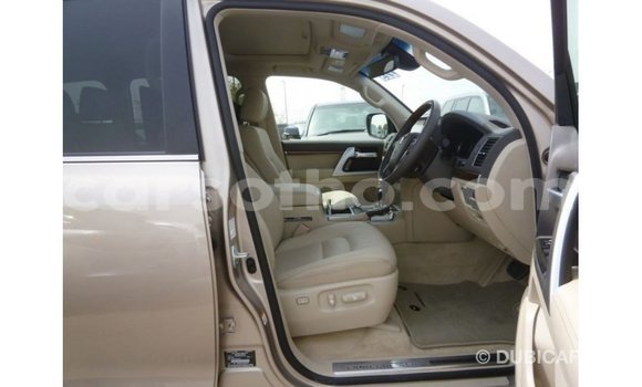 Sayi Imported Toyota Land Cruiser Other Mota in Import - Dubai a Maseru Sayi Imported Toyota Land Cruiser Other Mota in Import - Dubai a Maseru