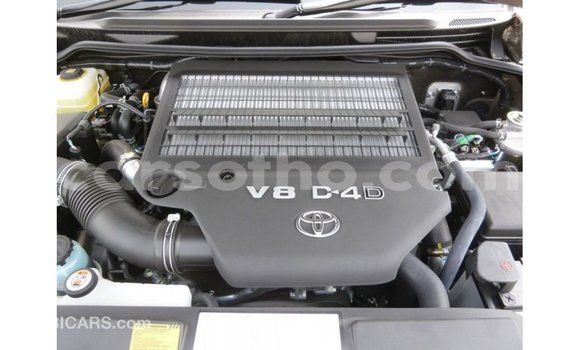 Sayi Imported Toyota Land Cruiser Other Mota in Import - Dubai a Maseru Sayi Imported Toyota Land Cruiser Other Mota in Import - Dubai a Maseru