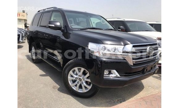 Acheter Import Voiture Toyota Land Cruiser Noir à Import - Dubai, Maseru Acheter Import Voiture Toyota Land Cruiser Noir à Import - Dubai, Maseru