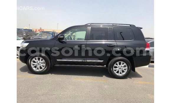 Acheter Import Voiture Toyota Land Cruiser Noir à Import - Dubai, Maseru Acheter Import Voiture Toyota Land Cruiser Noir à Import - Dubai, Maseru