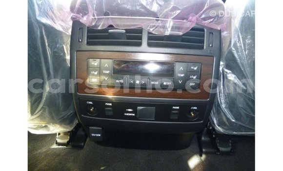 اشتري Imported Toyota Land Cruiser Black سيارة في Import - Dubai في Maseru اشتري Imported Toyota Land Cruiser Black سيارة في Import - Dubai في Maseru