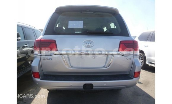 Sayi Imported Toyota Land Cruiser Other Mota in Import - Dubai a Maseru Sayi Imported Toyota Land Cruiser Other Mota in Import - Dubai a Maseru