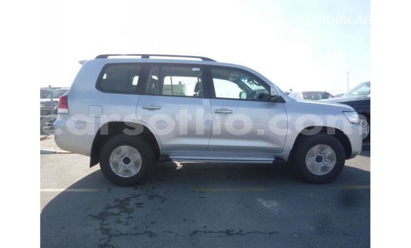 Sayi Imported Toyota Land Cruiser Other Mota in Import - Dubai a Maseru Sayi Imported Toyota Land Cruiser Other Mota in Import - Dubai a Maseru