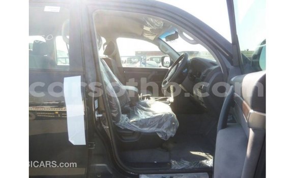 Sayi Imported Toyota Land Cruiser Black Mota in Import - Dubai a Maseru Sayi Imported Toyota Land Cruiser Black Mota in Import - Dubai a Maseru