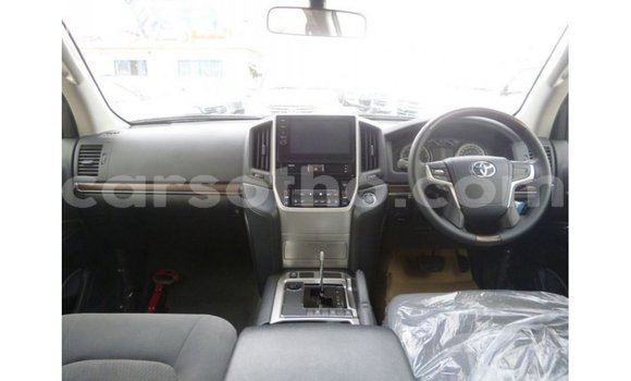 Sayi Imported Toyota Land Cruiser Black Mota in Import - Dubai a Maseru Sayi Imported Toyota Land Cruiser Black Mota in Import - Dubai a Maseru