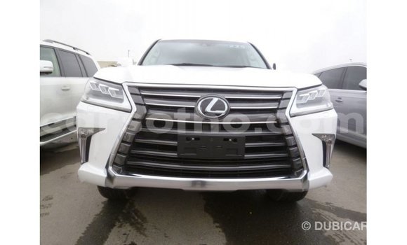 اشتري Imported Lexus LX White سيارة في Import - Dubai في Maseru اشتري Imported Lexus LX White سيارة في Import - Dubai في Maseru