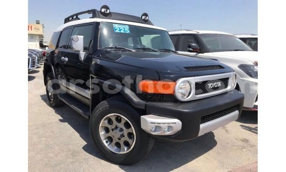 Sayi Imported Toyota FJ Cruiser Black Mota in Import - Dubai a Maseru Sayi Imported Toyota FJ Cruiser Black Mota in Import - Dubai a Maseru