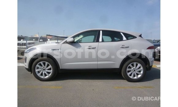 Sayi Imported Jaguar E-Pace White Mota in Import - Dubai a Maseru Sayi Imported Jaguar E-Pace White Mota in Import - Dubai a Maseru