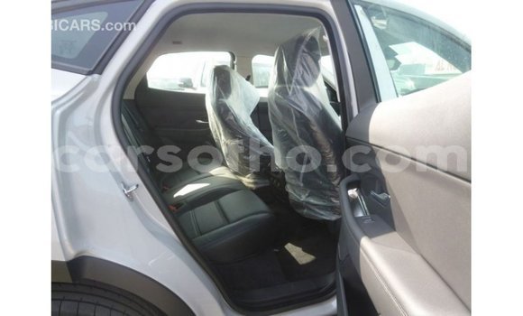 Sayi Imported Jaguar E-Pace White Mota in Import - Dubai a Maseru Sayi Imported Jaguar E-Pace White Mota in Import - Dubai a Maseru