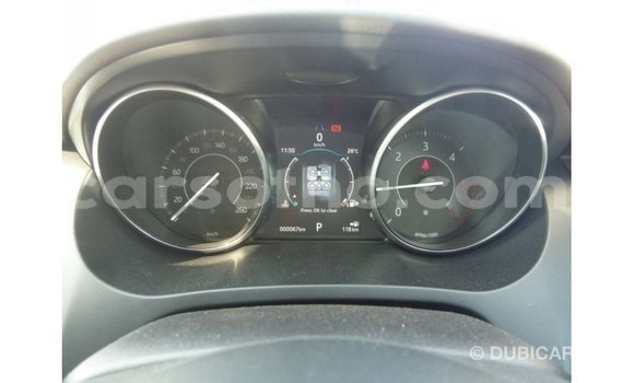 Sayi Imported Jaguar E-Pace White Mota in Import - Dubai a Maseru Sayi Imported Jaguar E-Pace White Mota in Import - Dubai a Maseru