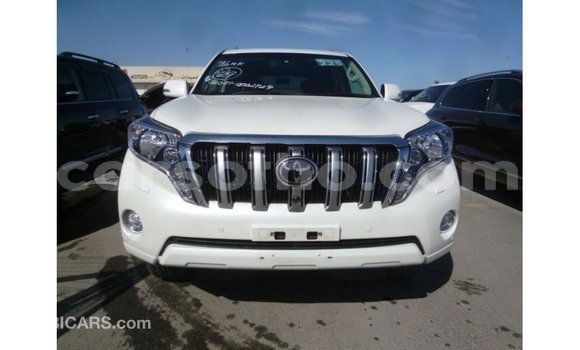 اشتري Imported Toyota Prado White سيارة في Import - Dubai في Maseru اشتري Imported Toyota Prado White سيارة في Import - Dubai في Maseru