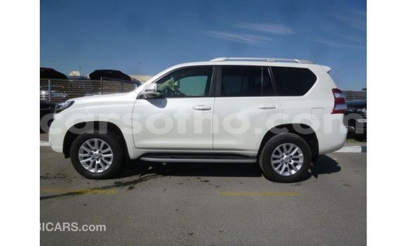 اشتري Imported Toyota Prado White سيارة في Import - Dubai في Maseru اشتري Imported Toyota Prado White سيارة في Import - Dubai في Maseru
