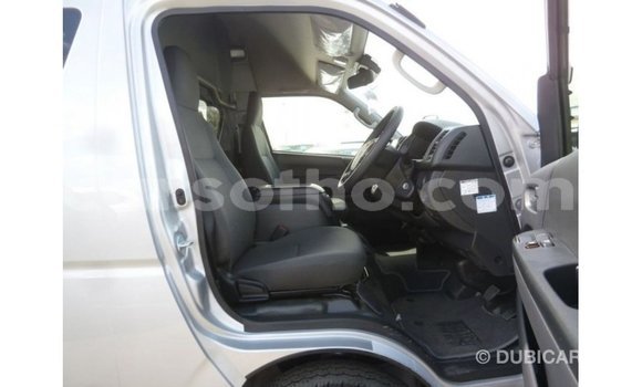 Sayi Imported Toyota Hiace Other Mota in Import - Dubai a Maseru Sayi Imported Toyota Hiace Other Mota in Import - Dubai a Maseru
