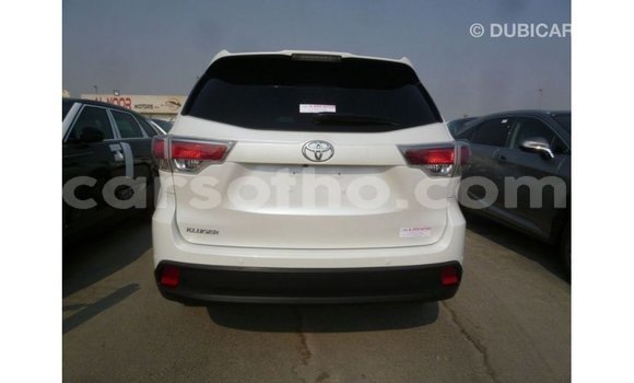 اشتري Imported Toyota Kluger White سيارة في Import - Dubai في Maseru اشتري Imported Toyota Kluger White سيارة في Import - Dubai في Maseru