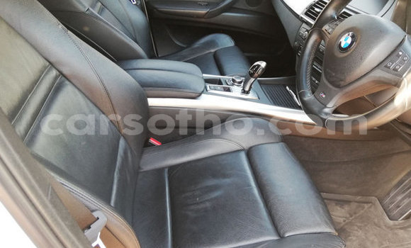 Sayi Na hannu BMW X5 White Mota in Mokhotlong a Berea Sayi Na hannu BMW X5 White Mota in Mokhotlong a Berea
