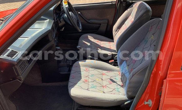 اشتري مستعمل Opel Kadett Red سيارة في Hlotse في Leribe اشتري مستعمل Opel Kadett Red سيارة في Hlotse في Leribe