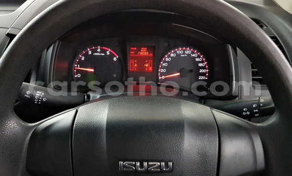 Sayi Na hannu Isuzu KB White Mota in Butha–Buthe a Thaba-Tseka Sayi Na hannu Isuzu KB White Mota in Butha–Buthe a Thaba-Tseka