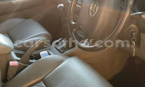 Sayi Na hannu Toyota Hilux Silver Mota in Mohale's Hoek a Mohale's Hoek Sayi Na hannu Toyota Hilux Silver Mota in Mohale's Hoek a Mohale's Hoek