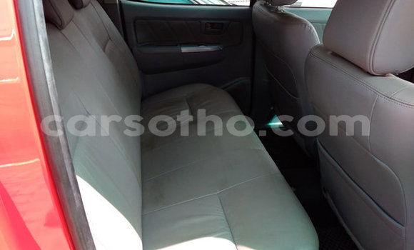 Acheter Occasion Voiture Toyota Hilux Rouge à Maputsoe, Leribe Acheter Occasion Voiture Toyota Hilux Rouge à Maputsoe, Leribe