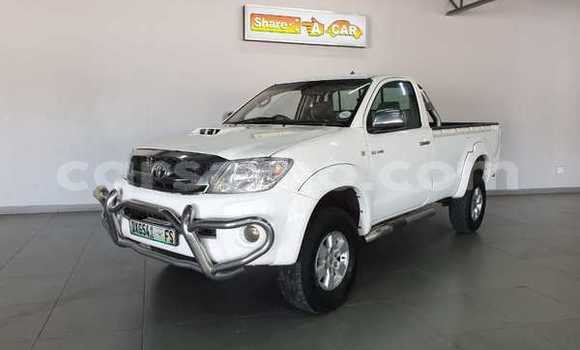 اشتري مستعمل Toyota Hilux White سيارة في Maseru في Maseru اشتري مستعمل Toyota Hilux White سيارة في Maseru في Maseru