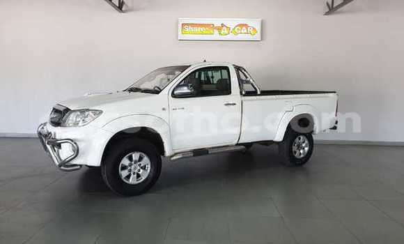 اشتري مستعمل Toyota Hilux White سيارة في Maseru في Maseru اشتري مستعمل Toyota Hilux White سيارة في Maseru في Maseru