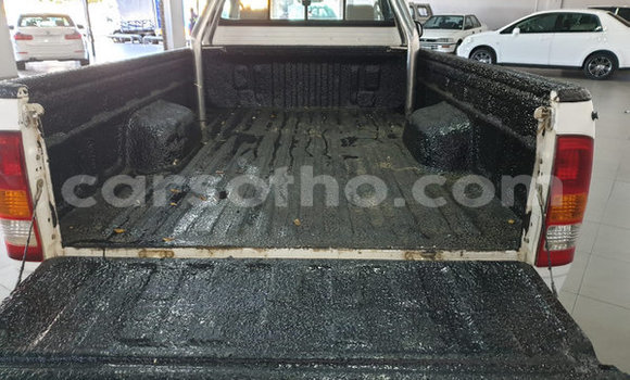 اشتري مستعمل Toyota Hilux White سيارة في Maseru في Maseru اشتري مستعمل Toyota Hilux White سيارة في Maseru في Maseru