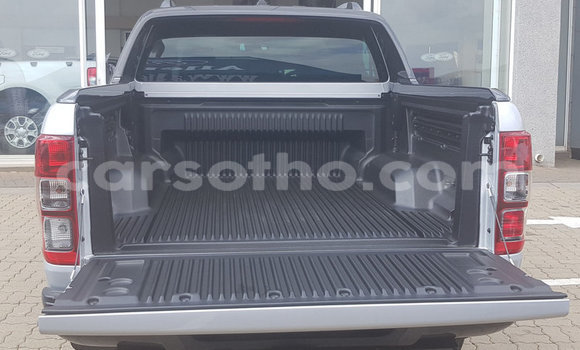 Sayi Na hannu Ford Ranger Silver Mota in Maputsoe a Leribe Sayi Na hannu Ford Ranger Silver Mota in Maputsoe a Leribe