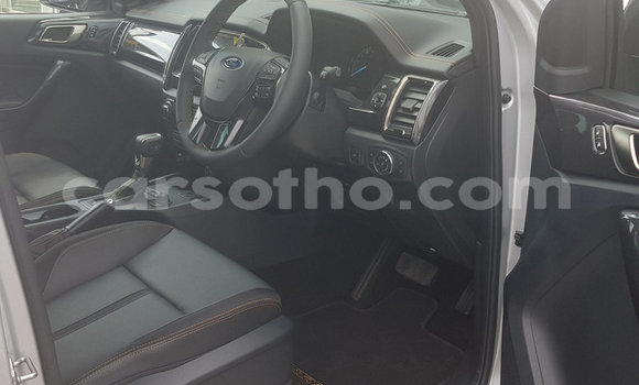 Sayi Na hannu Ford Ranger Silver Mota in Maputsoe a Leribe Sayi Na hannu Ford Ranger Silver Mota in Maputsoe a Leribe