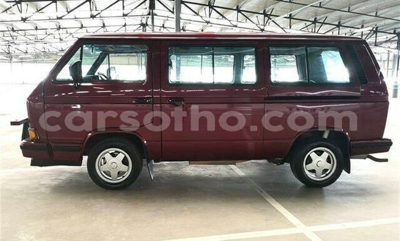 Acheter Occasion Voiture Volkswagen Caravelle Rouge à Maputsoa, Leribe Acheter Occasion Voiture Volkswagen Caravelle Rouge à Maputsoa, Leribe