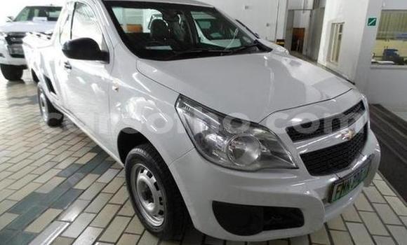 Acheter Occasion Voiture Chevrolet Corsa Blanc à Maputsoa, Leribe Acheter Occasion Voiture Chevrolet Corsa Blanc à Maputsoa, Leribe