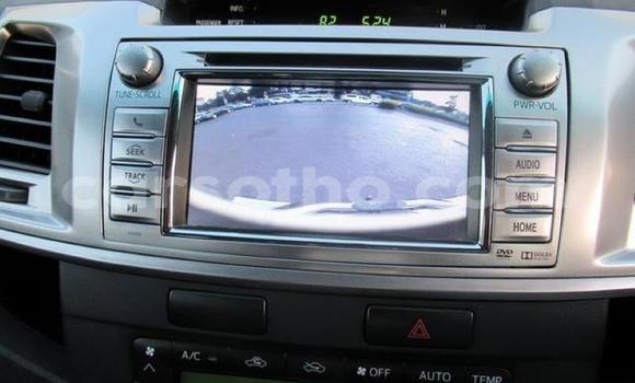 Sayi Na hannu Toyota Hilux White Mota in Maseru a Maseru Sayi Na hannu Toyota Hilux White Mota in Maseru a Maseru