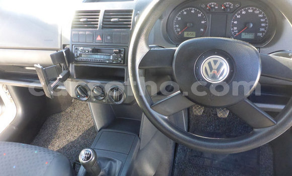 Acheter Occasion Voiture Volkswagen Polo Blanc à Hlotse, Leribe Acheter Occasion Voiture Volkswagen Polo Blanc à Hlotse, Leribe