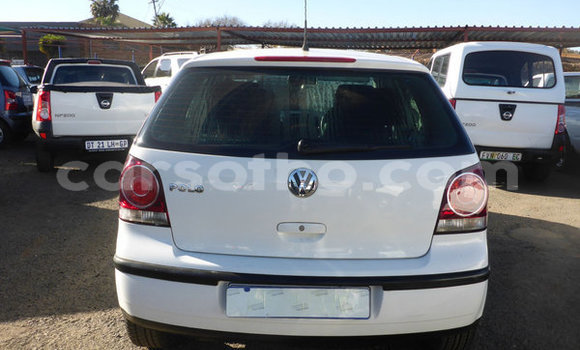 Acheter Occasion Voiture Volkswagen Polo Blanc à Hlotse, Leribe Acheter Occasion Voiture Volkswagen Polo Blanc à Hlotse, Leribe
