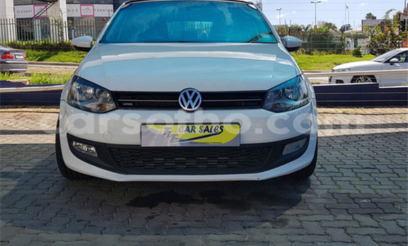Sayi Na hannu Volkswagen Polo White Mota in Maseru a Maseru Sayi Na hannu Volkswagen Polo White Mota in Maseru a Maseru
