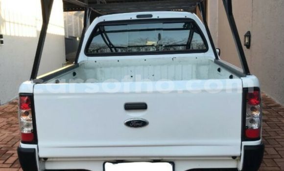 Acheter Occasion Voiture Ford Bronco Blanc à Mokhotlong, Berea Acheter Occasion Voiture Ford Bronco Blanc à Mokhotlong, Berea